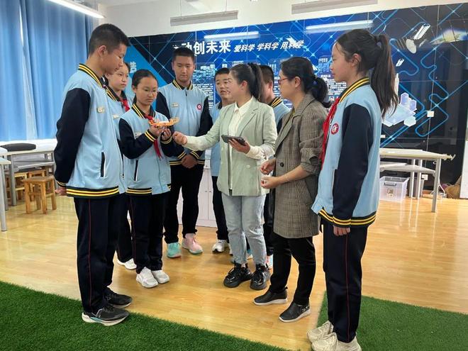 PG电子大理青少年科技教诲扑灭将来星火(图12)